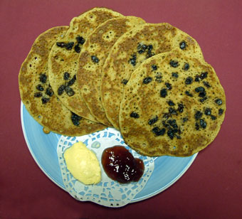 Freshly Baked Fruit Pikelets - Click Image to Close
